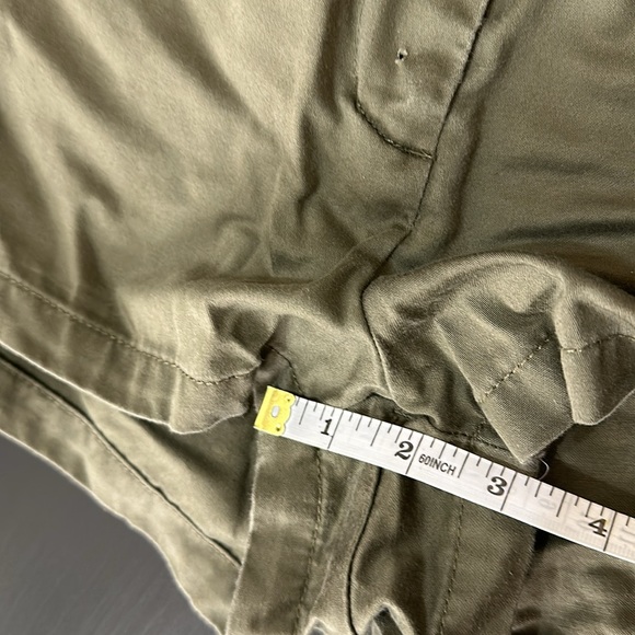 Vintage Polo Jeans Co. Olive green shorts. Size 12. - Picture 8 of 8